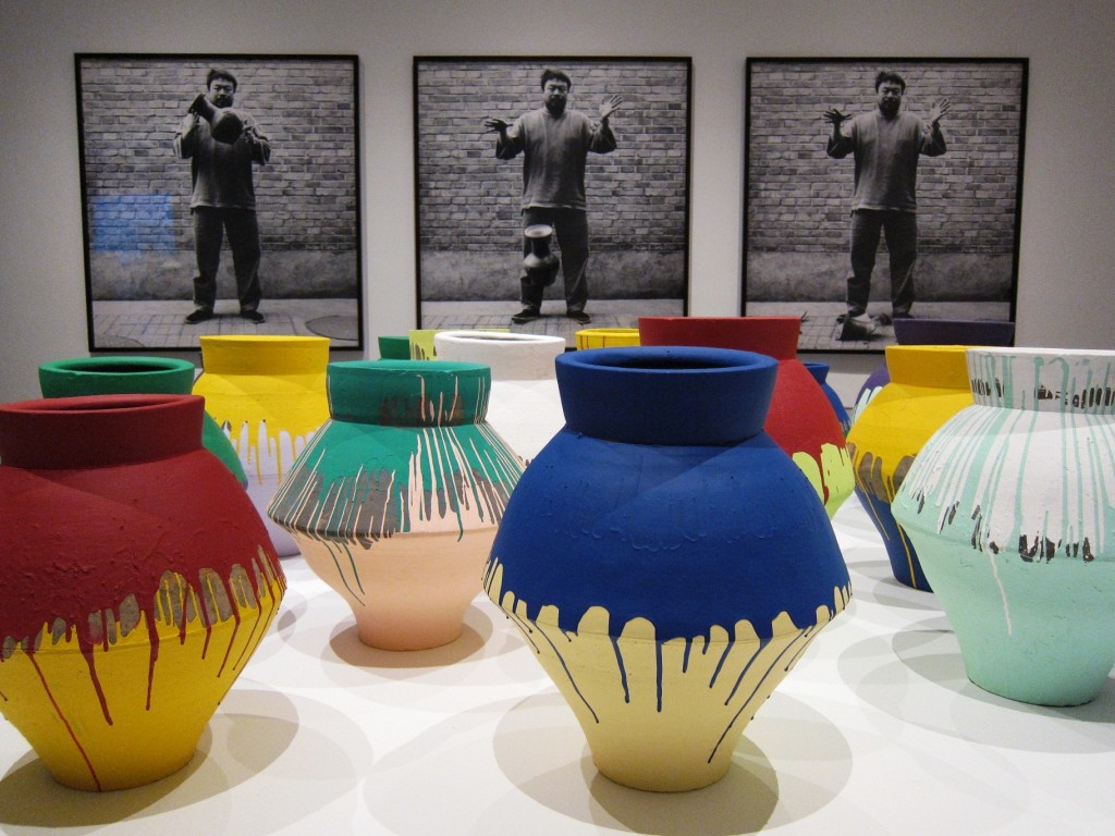 Colored vases and dropping a Han Dinasty urn