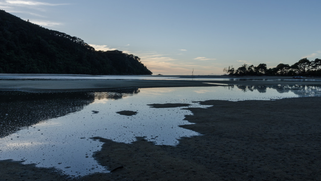 Rising tide by Bark Bay Hut, Abel Tasman Coast Track