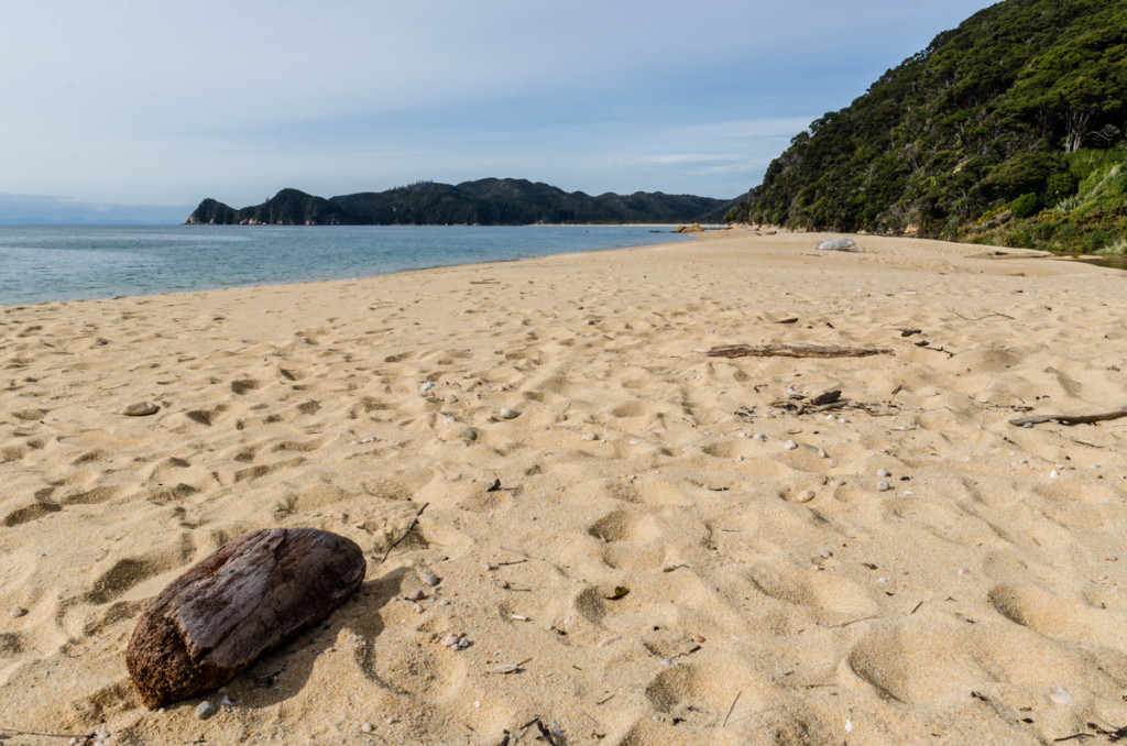 Waiharakeke Bay, Abel Tasman Coast Track