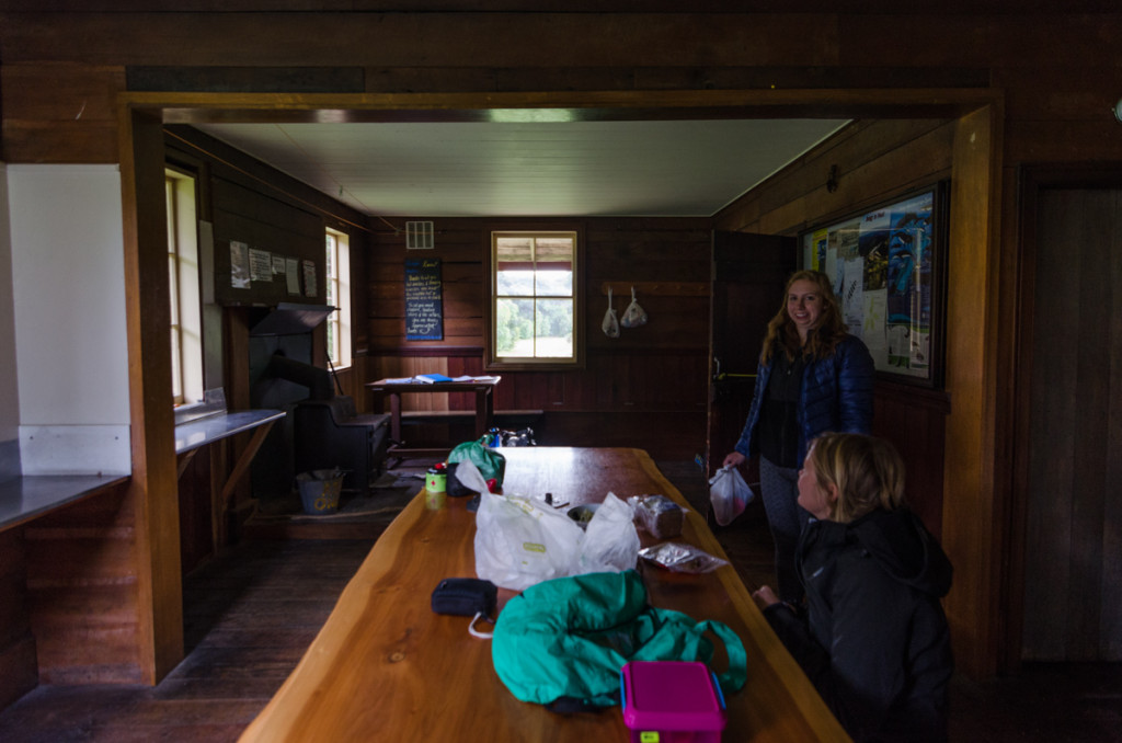 Whariwharangi Hut, Abel Tasman Coast Track