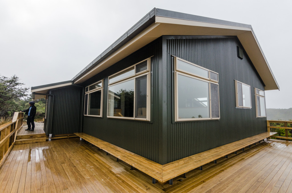 James Mackay Hut, Heaphy Track