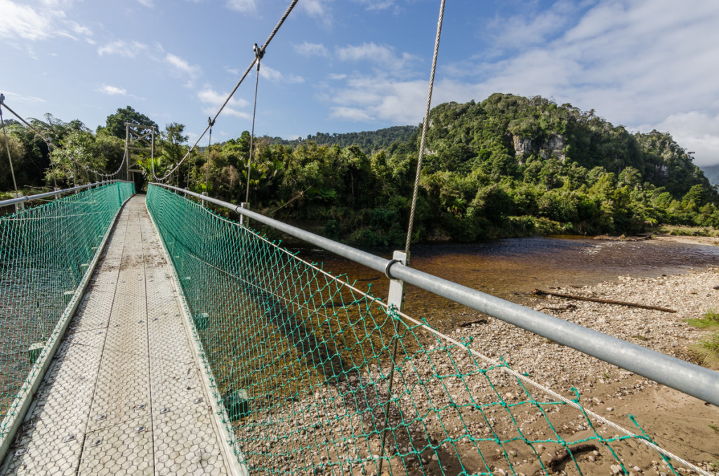 Bridge over Heaphy River, Heaphy Track