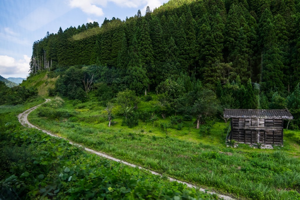 Train ride from Takayama to Toyama