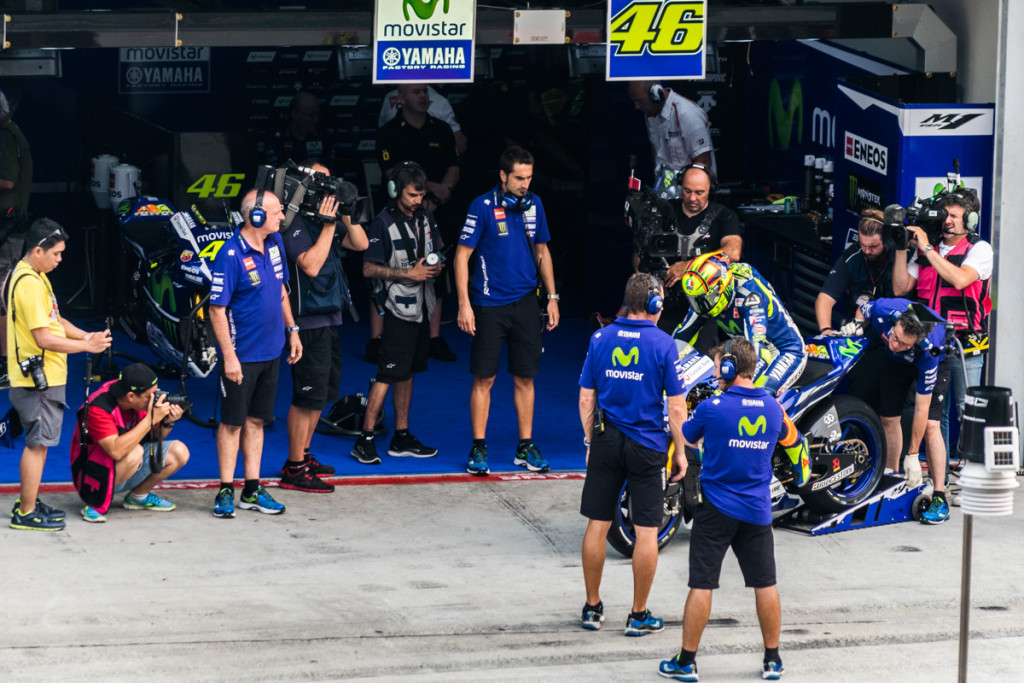 Valentino Rossi leaving pits, Malaysian MotoGP